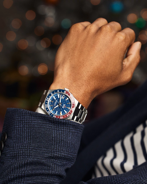 Series8 880 GMT Navy Dial Stainless Steel Bracelet NB6030 Series8 880 GMT Navy Dial Stainless Steel Bracelet NB6030